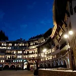Apartment Grand Monastery Private